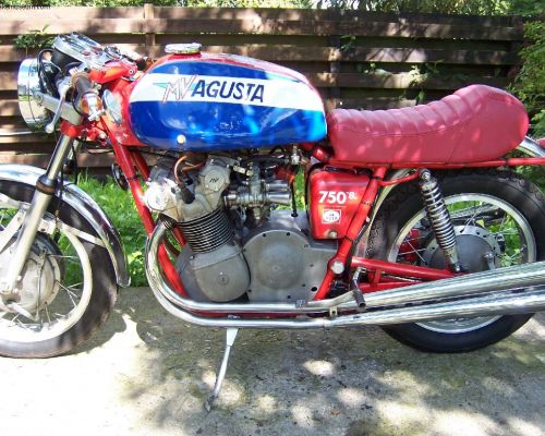 MV Agusta 750  