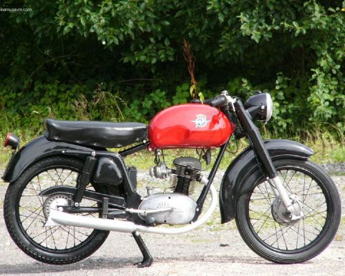 MV Agusta 125 tr  thans to NLM who sold me the bike