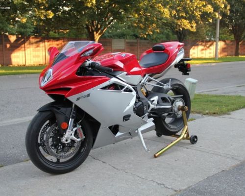 MV Agusta F4  