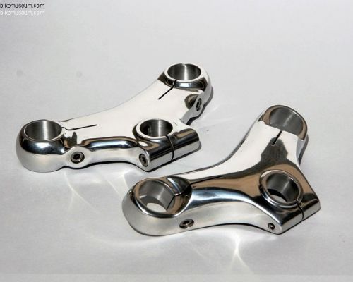 MV Agusta Ceriani 32mm upper fork bridge  