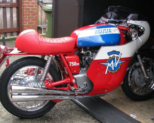 MV Agusta 750ss  