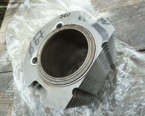 MV Agusta MV750 800 Cylinder NEW   