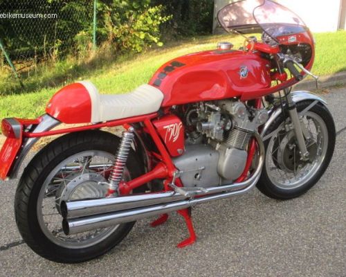 MV Agusta 750 SS  