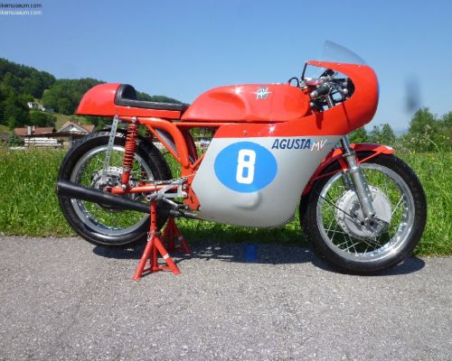 MV Agusta 350 Magni  