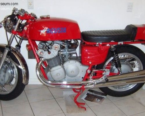 MV Agusta 750 GT  