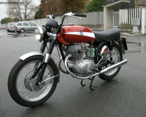 MV Agusta 350 GT  after Magni restore!