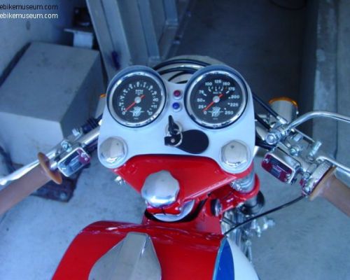 MV Agusta 750 Sport Drum Brake  